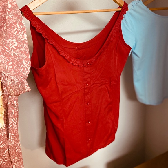 LACE BOHO Tanks β€οΈπ§‘β€οΈ - Picture 5 of 5